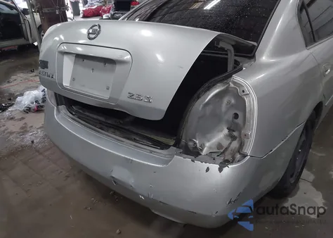 2005 Nissan Altima 2.5 S from USA, damaged, VIN 1N4AL11D35C196515